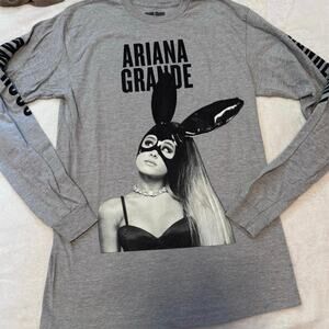 Ariana Grande Dangerous Woman Tour Long Sleeve Shirt, Medium